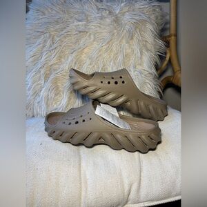 Crocs Echo Slide Tumbleweed Brown Mens 7 Womens 9 Slip On Sandals Slides Casual